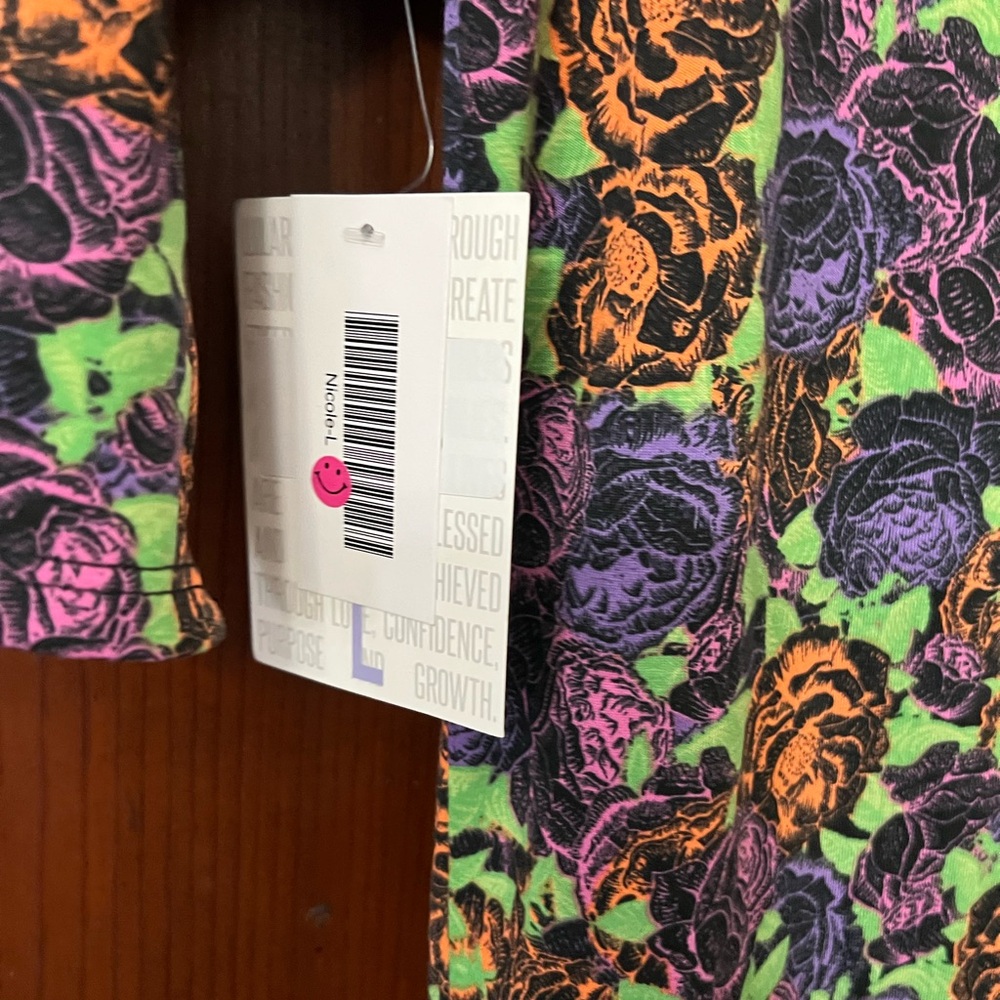 Lularoe Nicole Large - Picture 3 of 4